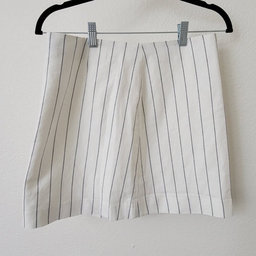 GAP Linen-Cotton Mini Skirt White Pinstripe Size 2 NWOT